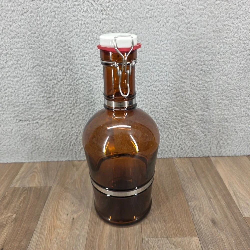 Vintage Amber Glass Beer Growler with Metal Handle and Swing Top Lid 12.5